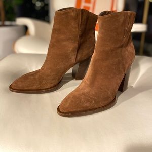 Authentic Vince suede brown block heel booties